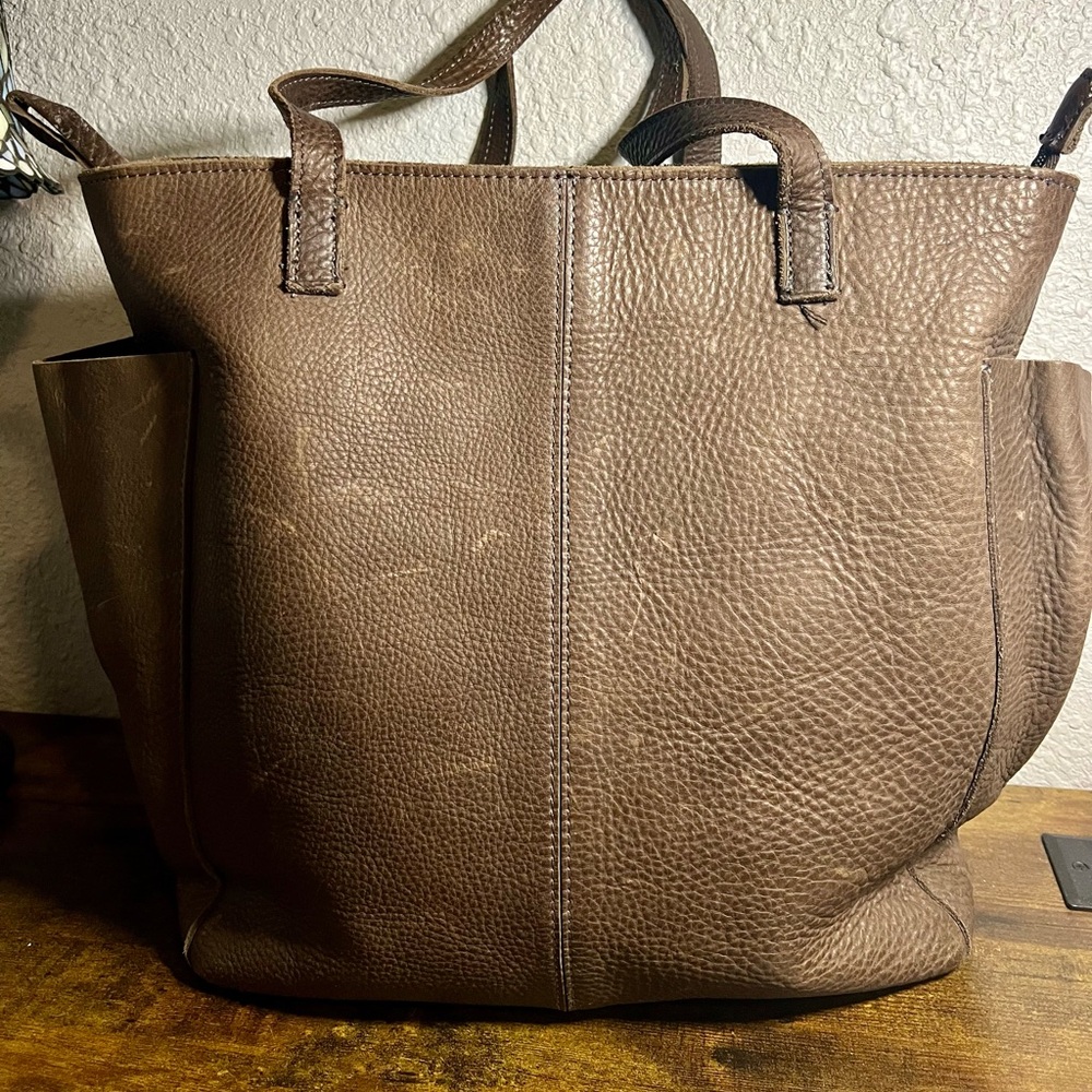 Duluth Trading Co Brown Leather Tote